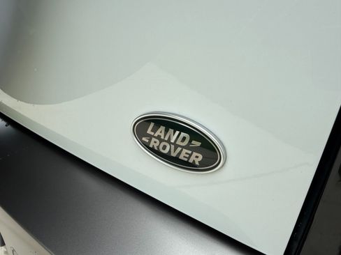 Used 2021 Land Rover Defender 110 X-Dynamic HSE AWD/4WD image 49