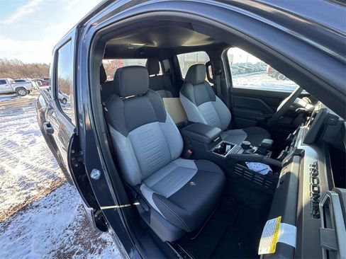 New 2025 Toyota Tacoma TRD Off-Road image 31