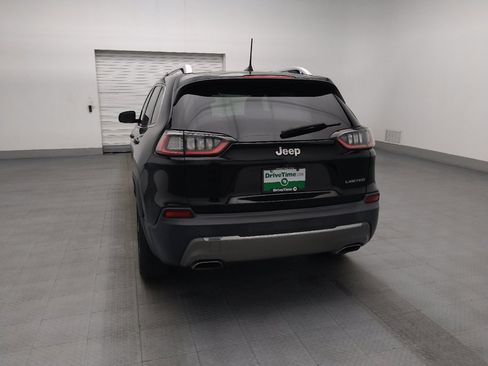 Used 2019 Jeep Cherokee Limited w/ Technology Group FWD image 6