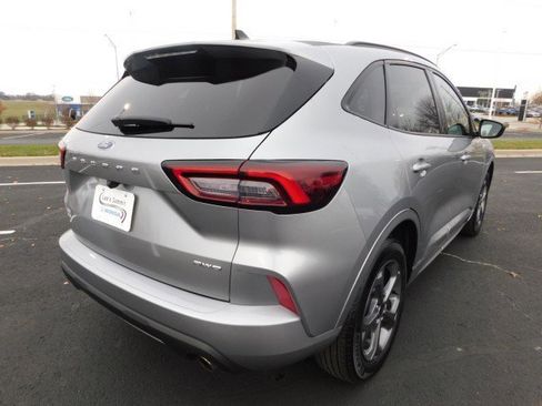 Used 2024 Ford Escape ST-Line image 3
