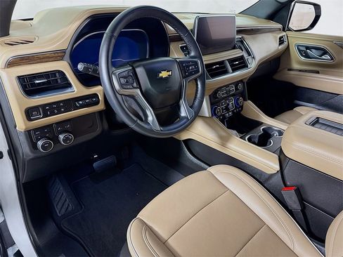 Used 2023 Chevrolet Tahoe Premier image 7