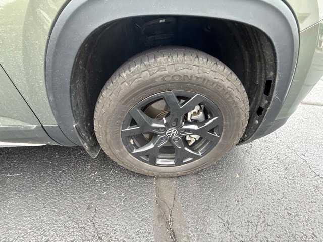 Used 2024 Volkswagen Atlas Peak Edition SEL AWD/4WD image 11