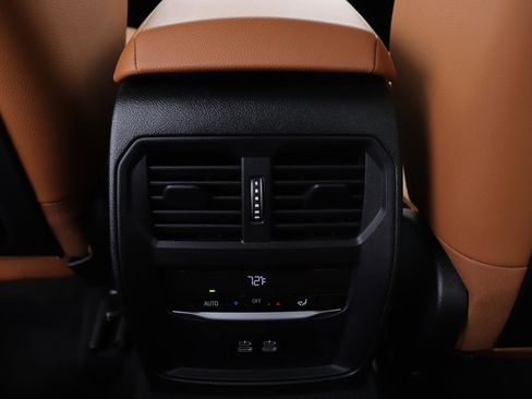 Certified 2023 BMW 330i 330i w/ Driving Assistance Package image 19