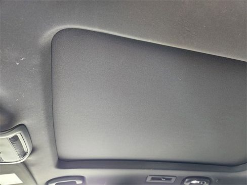 Used 2024 Cadillac XT6 Premium Luxury image 27