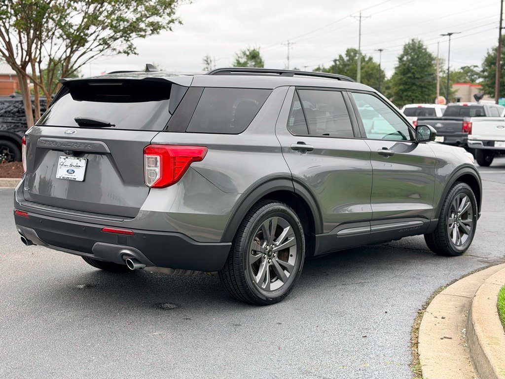 Certified 2023 Ford Explorer XLT w/ Equipment Group 202A RWD image 7
