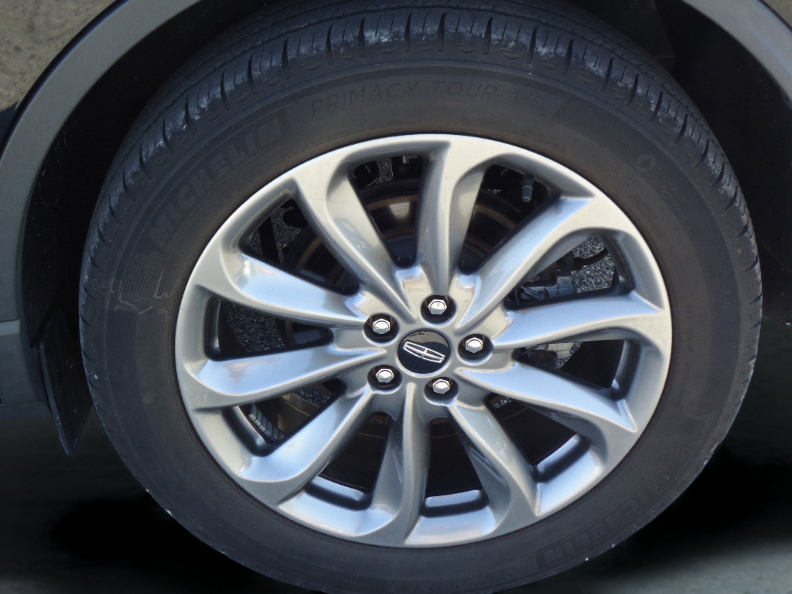 Used 2022 Lincoln Corsair AWD w/ Premium Package image 9