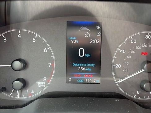 Used 2023 Toyota Corolla LE FWD image 10