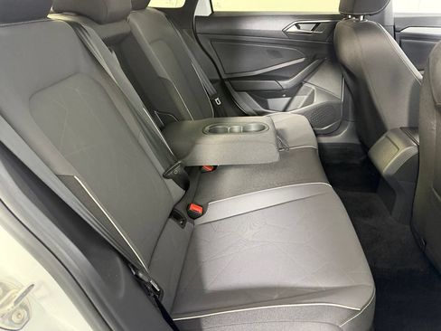 Used 2025 Volkswagen Jetta Sport FWD image 28