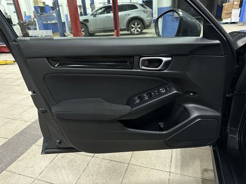 Used 2022 Honda Civic EX image 28
