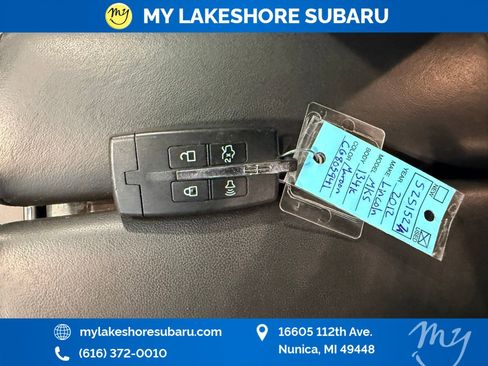 Used 2012 Lincoln MKS image 27