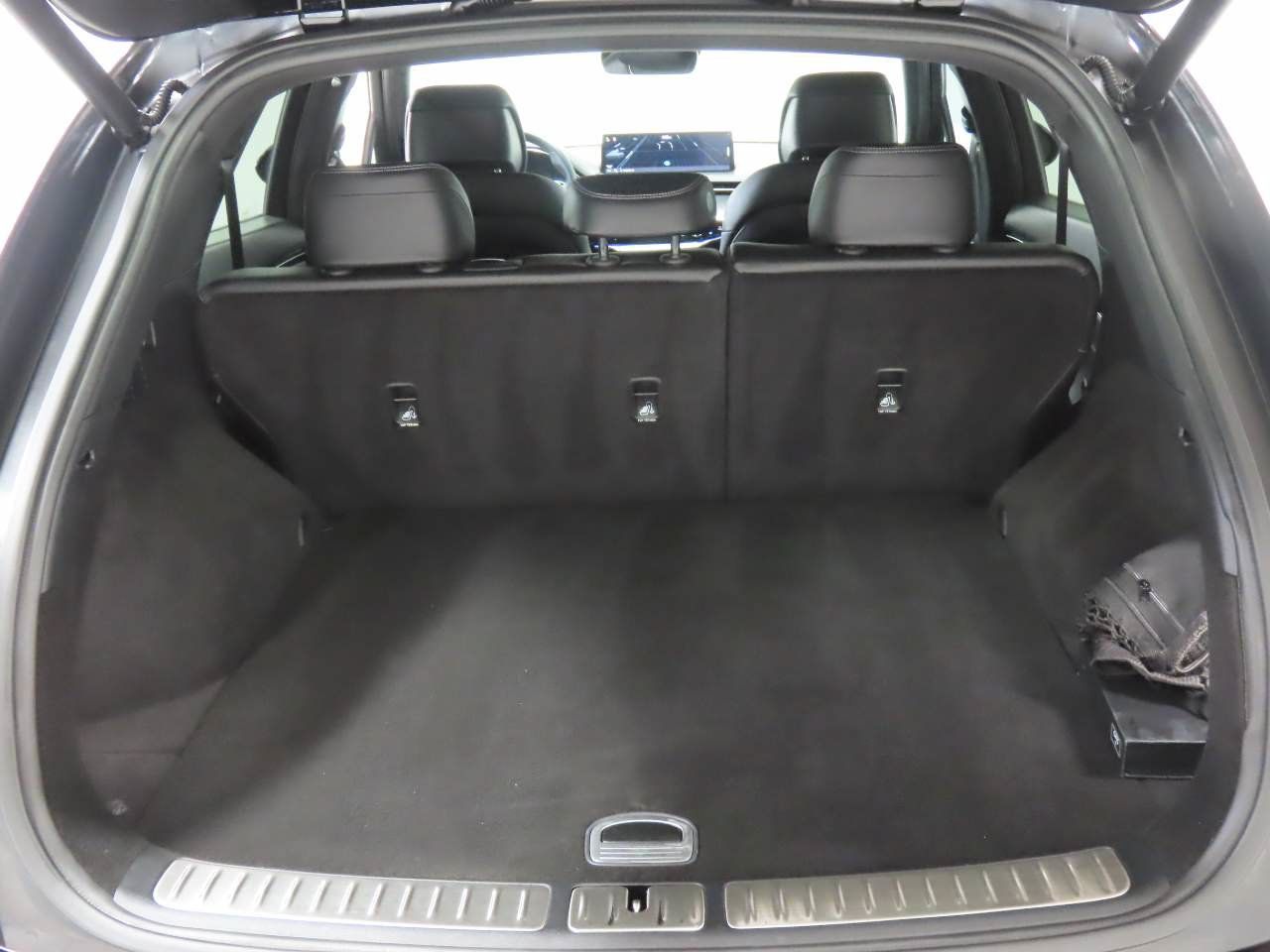 Used 2024 Genesis GV70 3.5T Sport AWD/4WD image 17