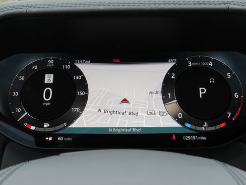 Used 2023 Land Rover Range Rover SE image 23