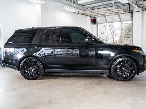Used 2019 Land Rover Range Rover Supercharged image 5