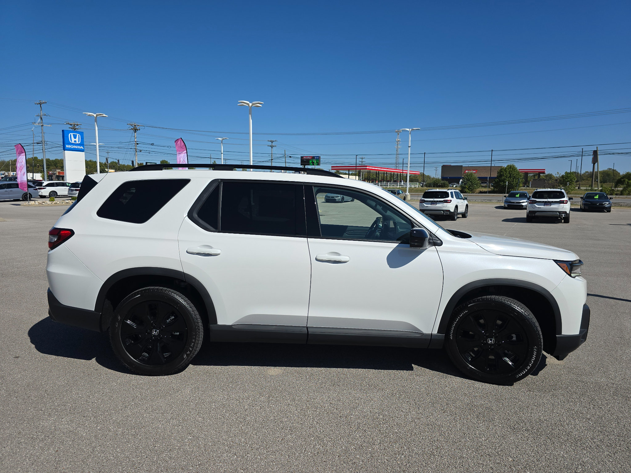 New 2026 Honda Pilot Black Edition image 6