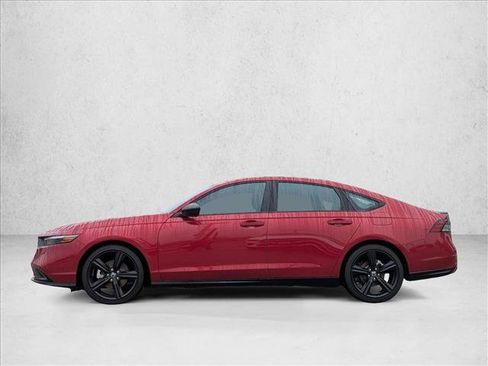 Used 2025 Honda Accord Sport image 9