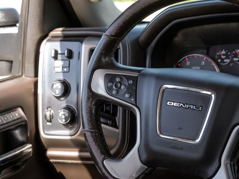 Used 2015 GMC Sierra 3500 Denali w/ Duramax Plus Package image 21