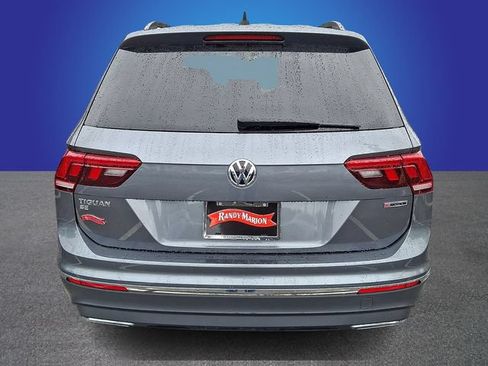 Used 2021 Volkswagen Tiguan SE w/ Panoramic Sunroof Package AWD/4WD image 5