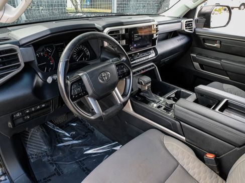Used 2022 Toyota Tundra SR5 image 3