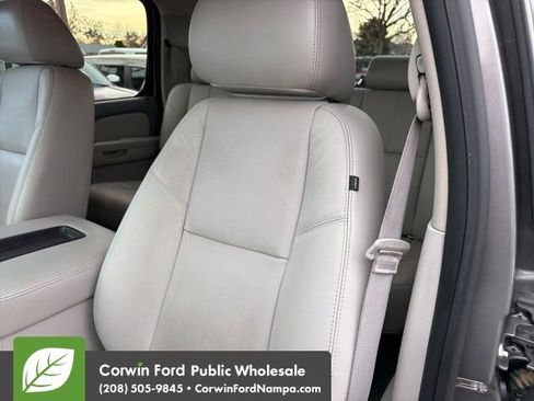 Used 2014 GMC Sierra 2500 SLT w/ SLT Convenience Package image 24