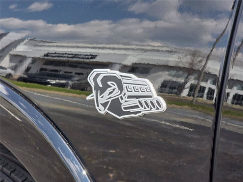 New 2026 RAM 1500 Laramie w/ Night Edition AWD/4WD image 36