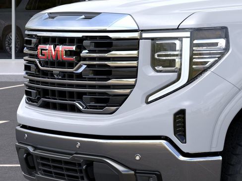 New 2026 GMC Sierra 1500 SLT w/ SLT Premium Plus Package AWD/4WD image 13