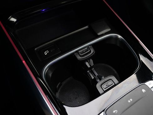 Used 2020 Mercedes-Benz GLB 250 4MATIC image 69