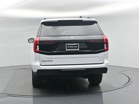 New 2026 Ford Expedition Platinum image 32