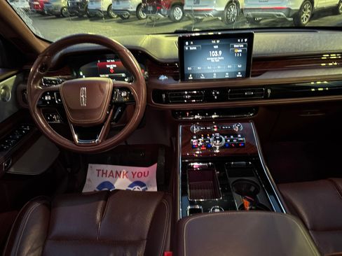 Used 2020 Lincoln Aviator Black Label w/ Dynamic Handling Package image 28