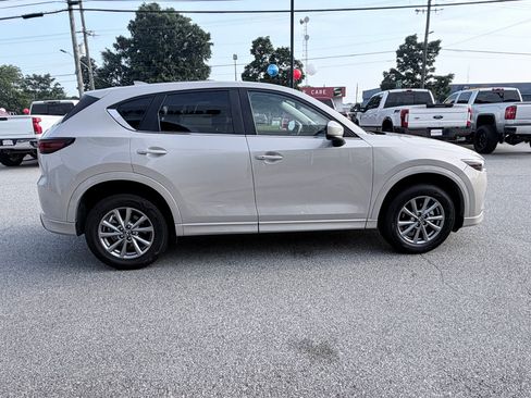 Used 2025 MAZDA CX-5 AWD 2.5 S w/ Preferred Package image 4
