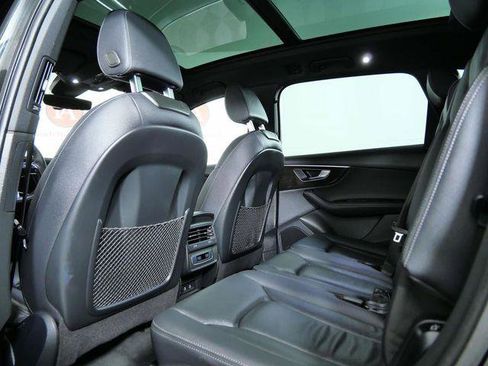 Used 2025 Audi Q7 3.0T Premium Plus AWD/4WD image 13