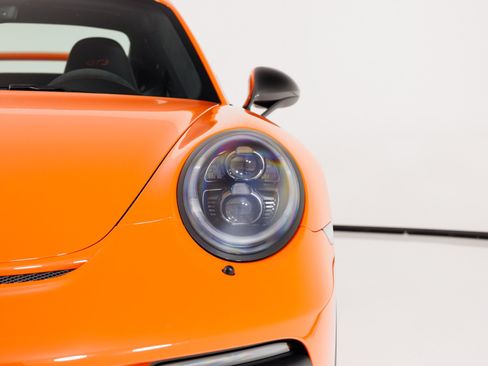 Used 2018 Porsche 911 GT3 RWD image 59