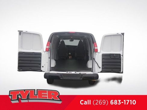 New 2026 Chevrolet Express 2500 Extended w/ Driver Convenience Package image 16