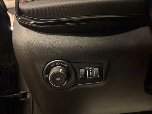 Used 2024 Jeep Compass Trailhawk AWD/4WD image 26