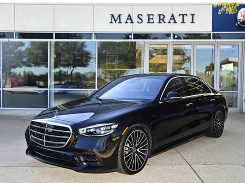 Used 2022 Mercedes-Benz S 580 4MATIC Sedan image 1