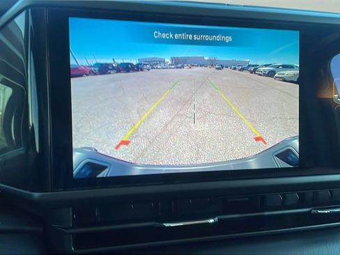 Used 2025 Jeep Gladiator Sport image 29