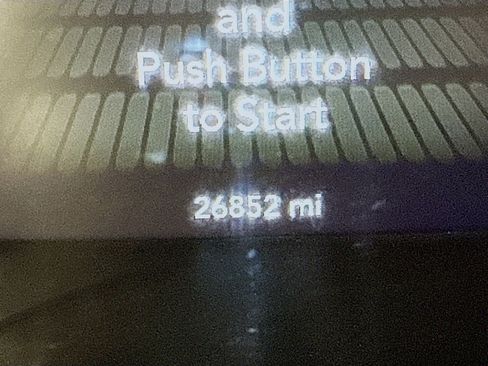 Used 2023 Dodge Challenger SXT image 16