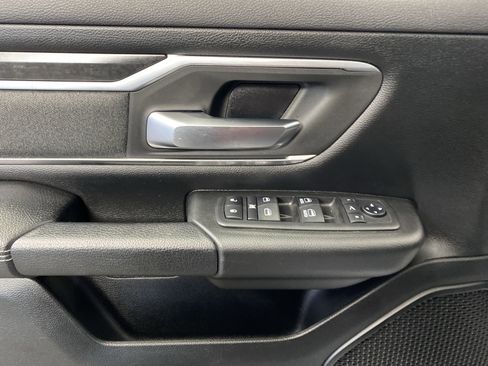 Used 2019 RAM 1500 Big Horn image 11