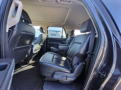 Used 2022 Ford Expedition Max XLT AWD/4WD image 12