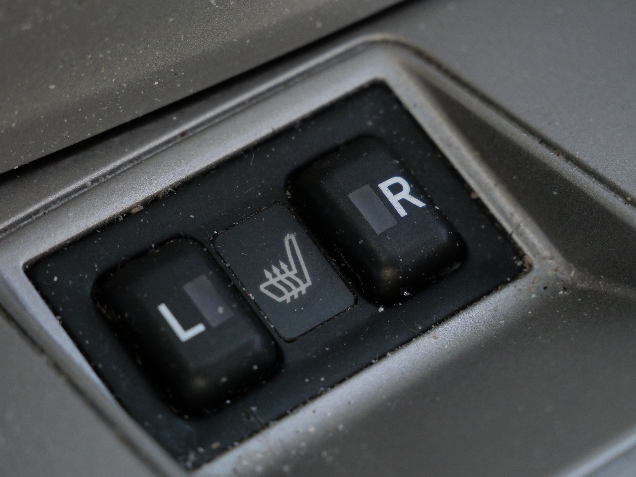Used 2011 Toyota Camry SE w/ Sport Leather Pkg FWD image 28