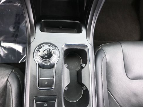 Used 2019 Ford Fusion Titanium image 23