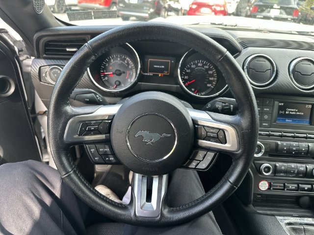 Used 2017 Ford Mustang Coupe RWD image 20