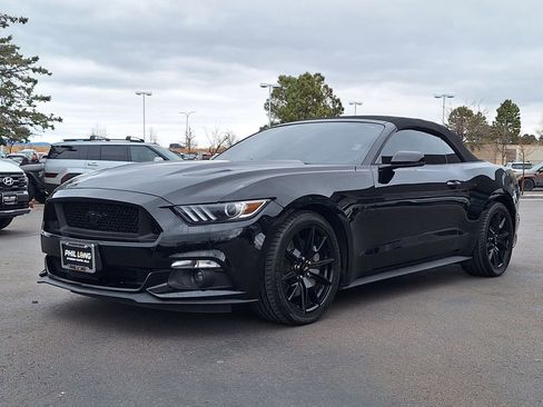 Used 2017 Ford Mustang GT Premium w/ Equipment Group 401A image 7