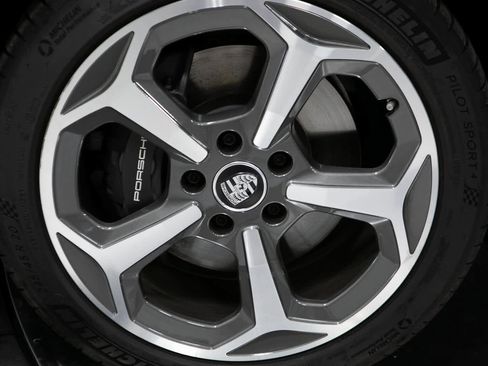 Certified 2024 Porsche Taycan 4 Cross Turismo image 11