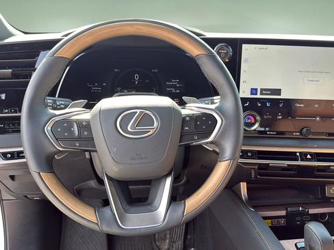 Used 2025 Lexus RX 350 w/ Convenience Package AWD/4WD image 22