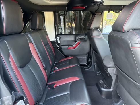 Used 2014 Jeep Wrangler Unlimited Sport w/ Quick Order Package 24S image 27