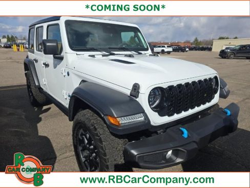 Used 2025 Jeep Wrangler Unlimited Rubicon 4xe w/ Convenience Group image 1