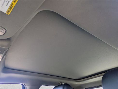 Used 2019 Ford F350 Lariat w/ Camper Package image 16