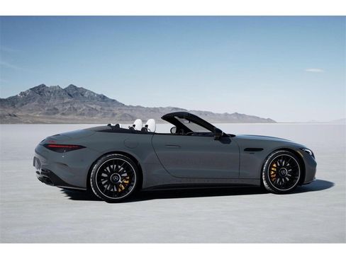 New 2026 Mercedes-Benz SL 63 AMG S e Performance 4MATIC image 18