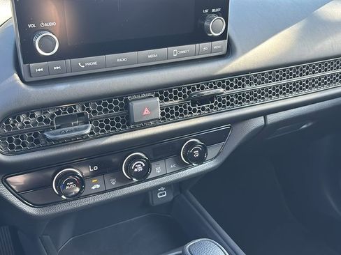 Certified 2025 Honda HR-V LX image 20