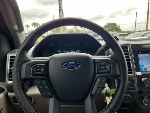 Used 2016 Ford F150 XLT w/ Equipment Group 302A Luxury RWD image 22